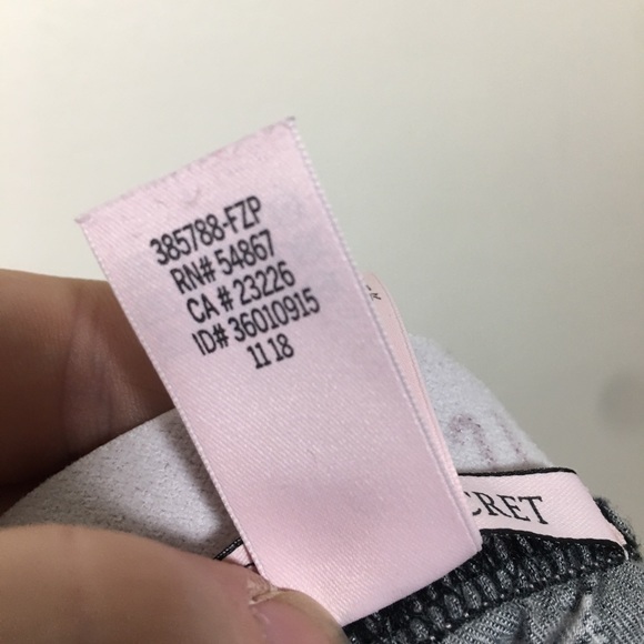 Victoria’s Secret Shorts sz Medium - Picture 9 of 11